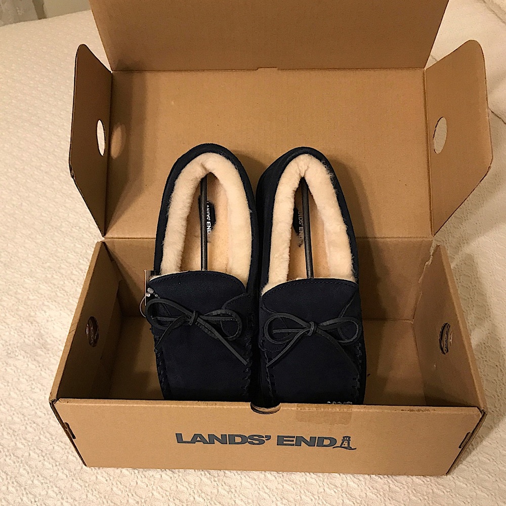 Lands End, Navy Blue Fluffy Slippers, Size 10 Mens